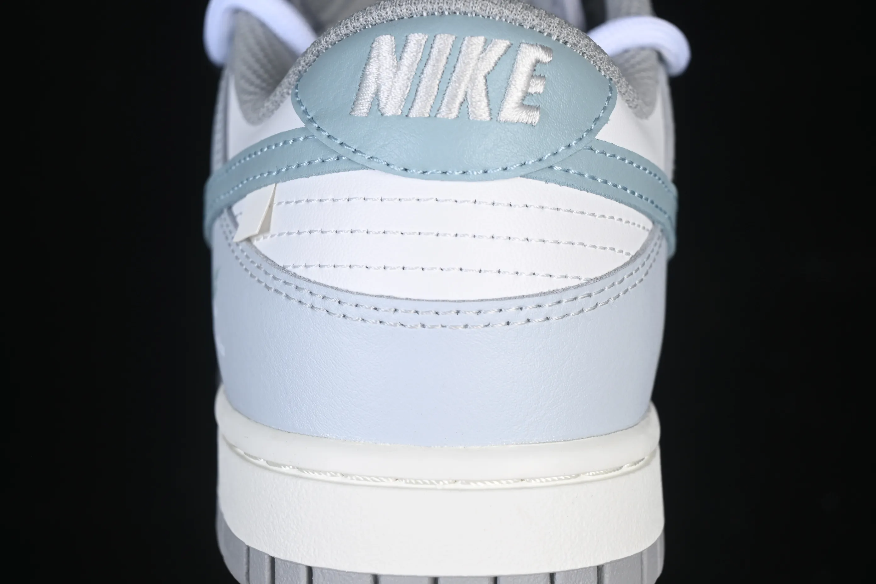 All categories Nk SB Dunk Series Nk SB Dunk Low High-end customized low-top sneakers Nike SB Dunk Low "Just Do It" Anniversary high-end customized low-top casual sneakers GG0508-037